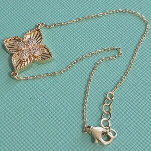 18k gold pretty bracelet